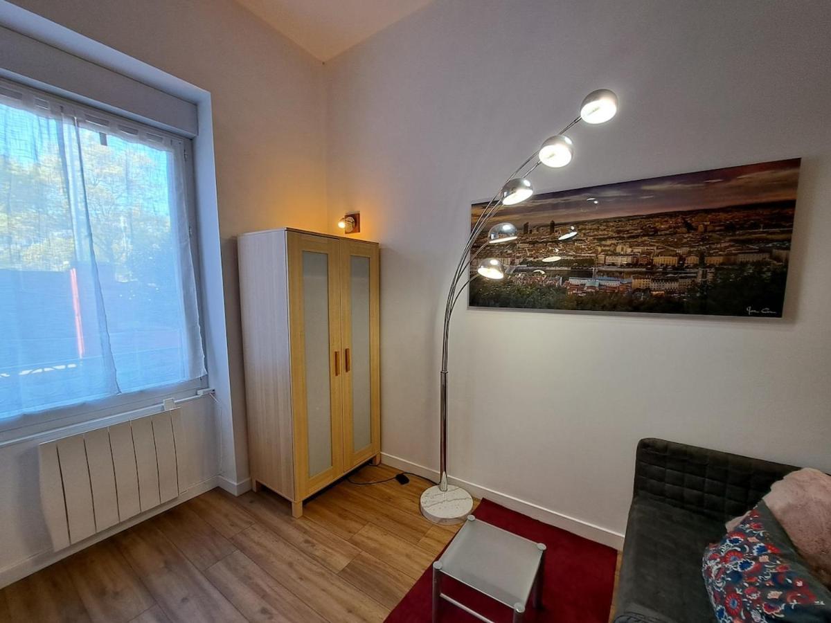 Studio Cosy Entierement Renove A Deux Pas De Lyon Fontaines-sur-Saone ภายนอก รูปภาพ